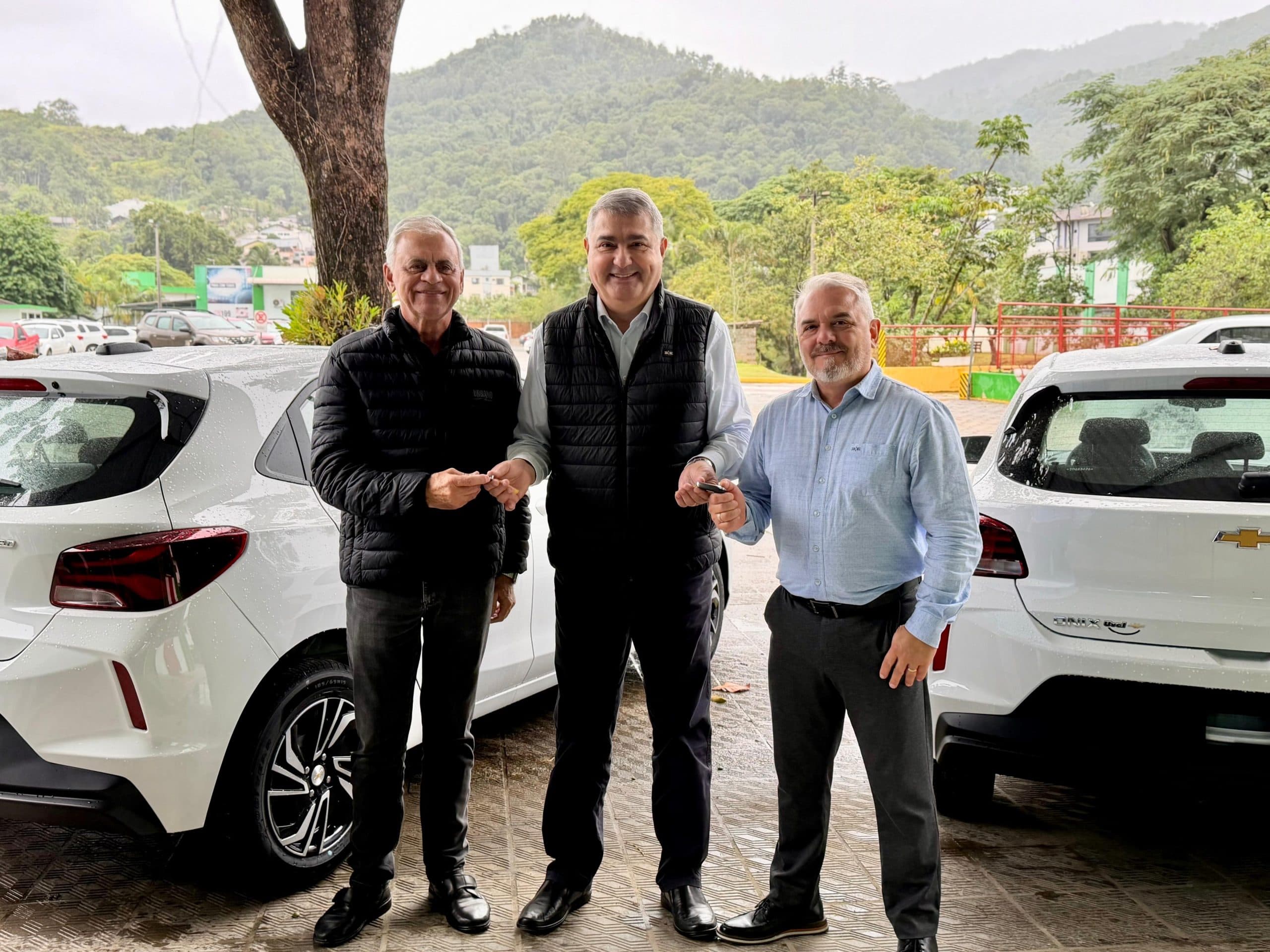 Lunelli entrega veículos para a Saúde de Jaraguá do Sul