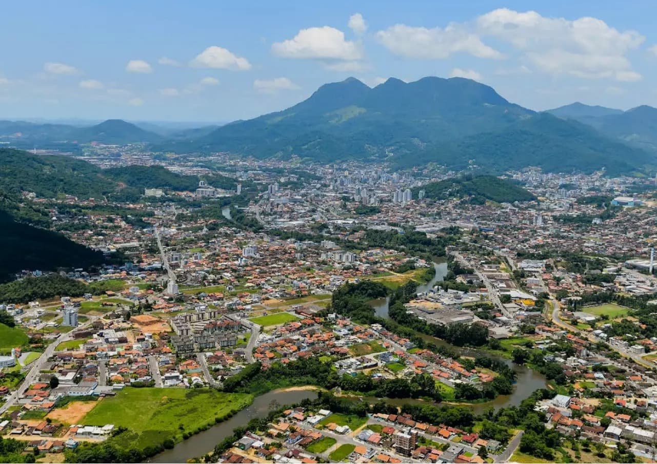 Câmara aprova moção por programa de manutenção de servidões, pontes e acessos particulares em Jaraguá do Sul