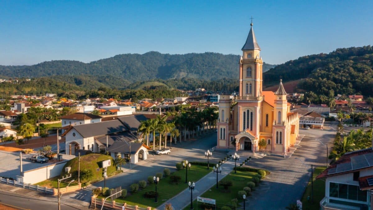 As duas cidades menos violentas do Brasil são de Santa Catarina; saiba quais