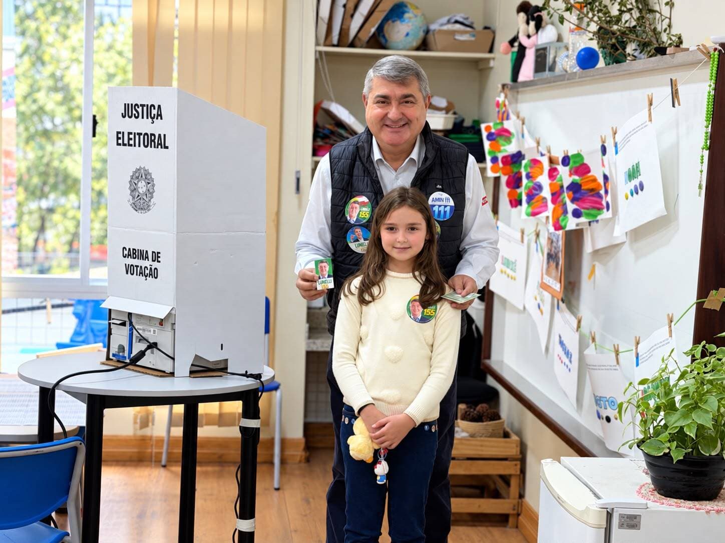 Lunelli vota com a família em Jaraguá do Sul e pede escolha consciente aos eleitores