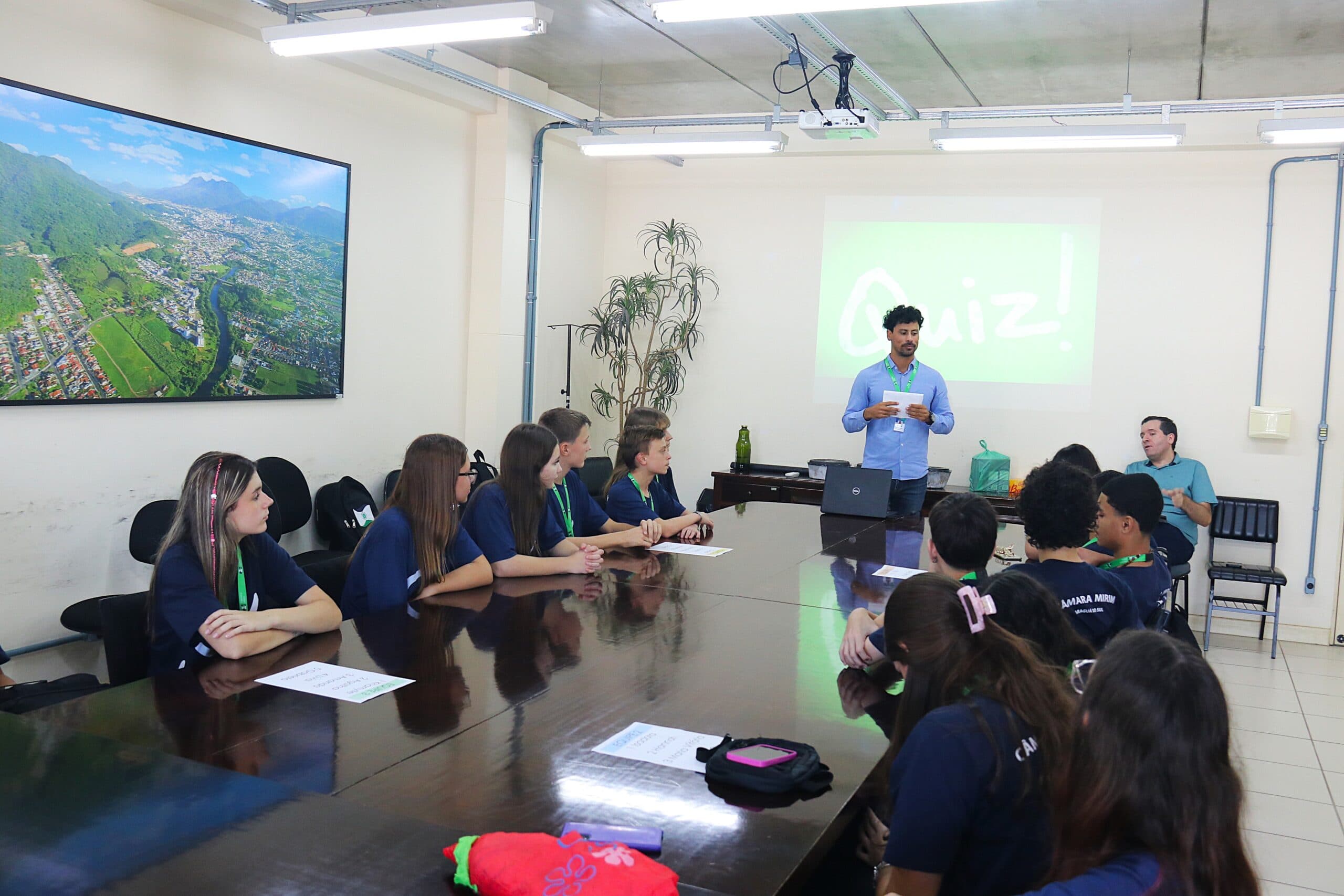 Vereadores Mirins participam de quiz sobre política e cidadania - Câmara de Vereadores de Jaraguá do Sul