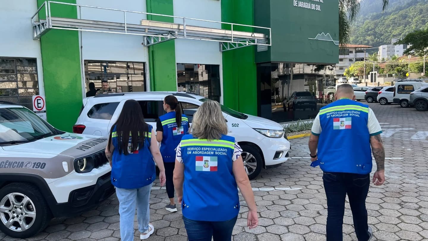Prefeitura intensifica ações de abordagem social e vistoria em áreas públicas em Jaraguá do Sul