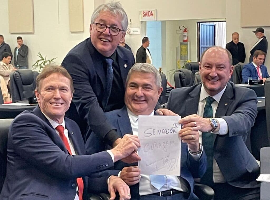Antídio Lunelli oficializa candidatura ao Senado em Jaraguá do Sul; PEC da maioridade penal avança na Câmara