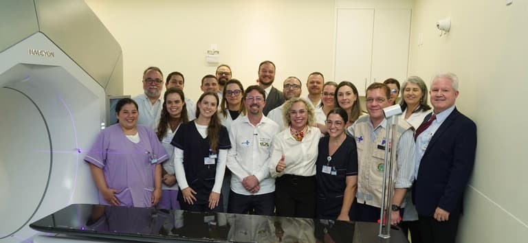 Jaraguá do Sul recebe acelerador linear para tratamento de câncer no SUS
